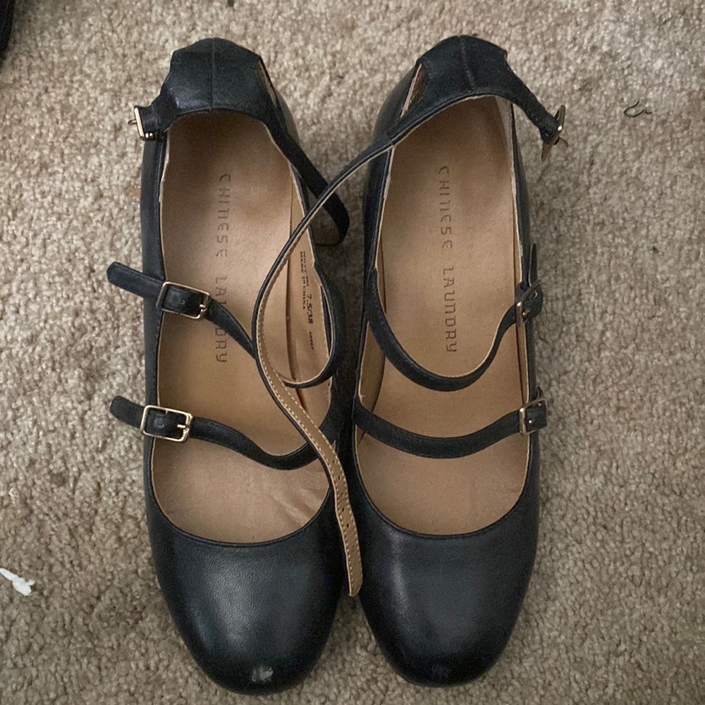 Chinese laundry 7.5 block heel Mary Janes